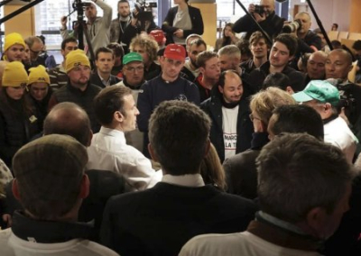 Макрон пообещал бороться с импортом продовольствия из Украины