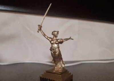 За использование изображения скульптуры «Родина-мать зовёт!» необходимо платить внуку скульптора. Волгоградцы возмущены