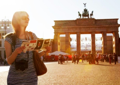 МИД ФРГ призвал немцев не ездить в Россию. Госдума выразит осуждение Германии за участие в преступлениях Украины