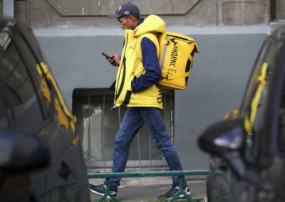 Мигрантов, работающих не по профилю, будут депортировать из России