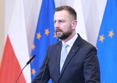 Вице-премьер Польши призвал Евросоюз принять решение о высылке украинских мужчин на фронт