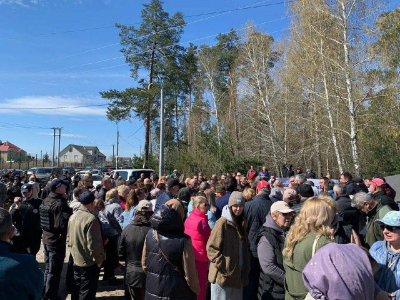 Жители украинского села Мархаловка протестуют против строительства военного кладбища