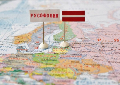 В Латвии уволили с работы украинского беженца за русский язык
