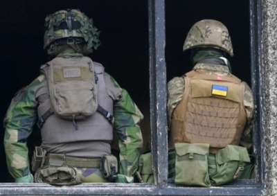 Террористов «Азова» готовили воевать во Франции