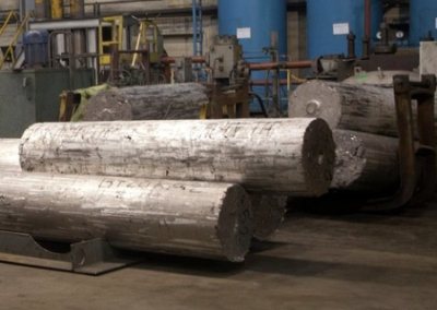 Reuters: Макрон просил Трюдо не вводить санкции на титан из России