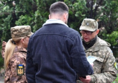 Украинские бизнесмены после 18 мая обязаны доставлять в ТЦК своих сотрудников