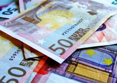 Совет ЕС разрешил использование доходов от замороженных российских активов в пользу Украины