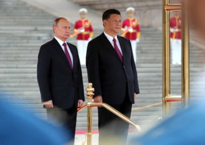 The Economist: лидеры России и Китая дарят друг другу торты, вместе пьют водку и называют друг друга «дорогой друг»
