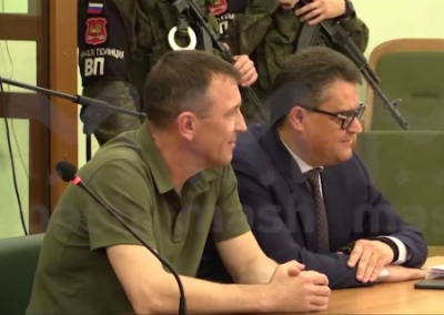 «Шоу, да?». Генералу Ивану Попову смягчили меру пресечения