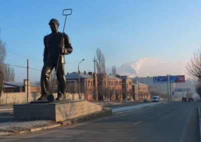 «Весь бюджет Енакиево пилил в свой карман». В ДНР мэра Енакиево взяли под арест за многомиллионные взятки