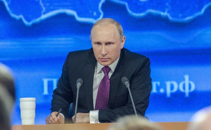 Два варианта Путина: воевать или сдаваться