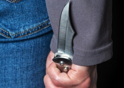 В Хмельницком мужчина ранил ножом военкома во время проверки документов