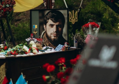 В Киеве разгромили могилы погибших боевиков Да Винчи, Джуса и Петриченко