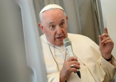 Дела церковные: Папа Римский и российские священники нелестно отозвались о женщинах