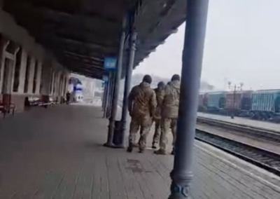 Вокзалы приграничных западных городов Украины опустели из-за бездумной мобилизации
