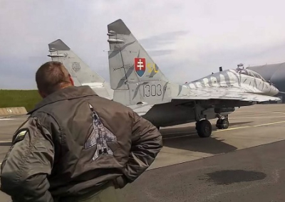 Власти Словакии применят юридические меры к экс-главе Минобороны страны за незаконную передачу Украине МиГ-29 в 2023 году