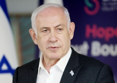 Нетаньяху объявил о роспуске военного кабинета Израиля и выступил против гуманитарных пауз