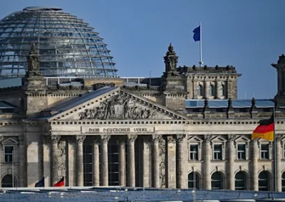 Галичане депортировали депутата Бундестага из-за того, что он против вооружения Украины