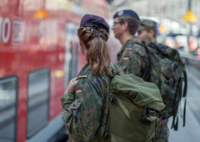 Милитаризация Германии продолжается. Немецкая армия вербует несовершеннолетних