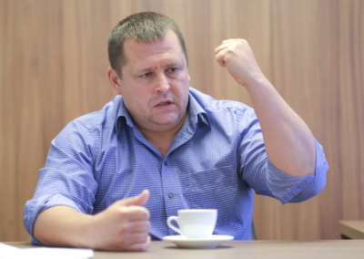 Мэр Днепропетровска призвал готовиться к худшему и ждать графиков включения света, а не отключения