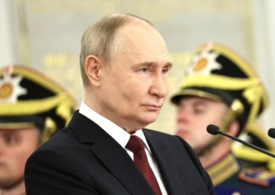 Bloomberg: пытаясь изолировать Путина, западная коалиция капитулировала