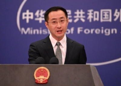 МИД КНР: НАТО лезет не в своё дело, вмешиваясь в отношения России и Китая