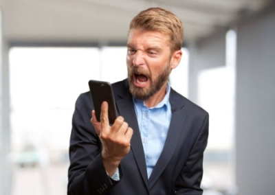 Аферисты вымогают деньги у граждан за якобы дискредитацию российской армии