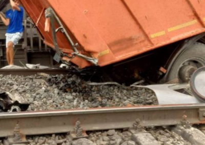 Около 100 человек пострадали при сходе пассажирского поезда «Казань — Адлер» под Волгоградом