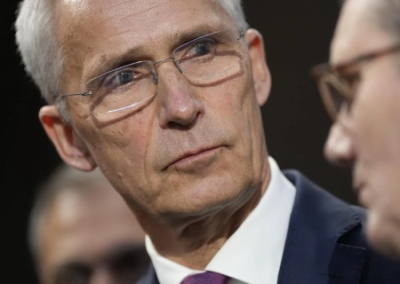 Столтенберг заверил, что страны НАТО не будут участвовать в украинском конфликте