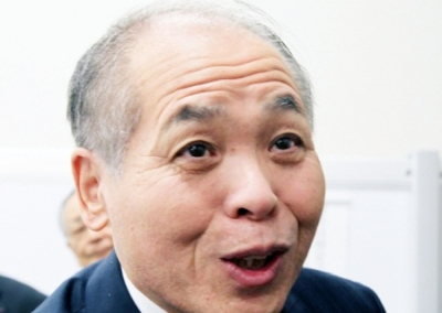 Депутат Судзуки прибыл в Россию просить разрешения добывать морскую капусту