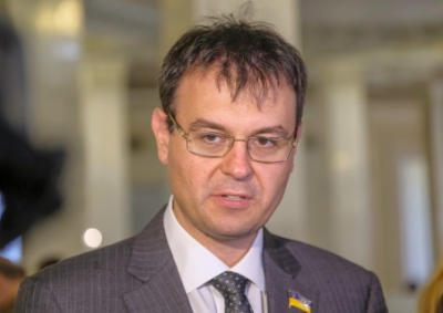 Гетманцев успокоил: полноценный дефолт Украине не грозит