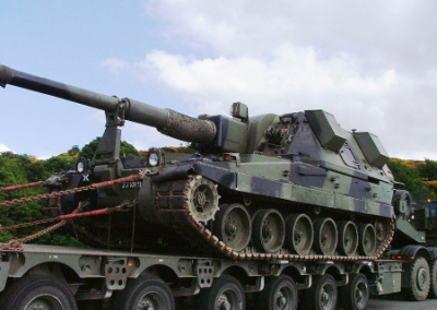 Великобритания передает ВСУ новую партию артиллерийских самоходных гаубиц AS-90