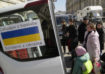 Глава МИД Польши призвал страны Евросоюза прекратить выплачивать пособия украинским беженцам