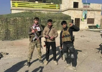 В Дамаске горит президентский дворец, по всей Сирии — массовые грабежи и мародерство