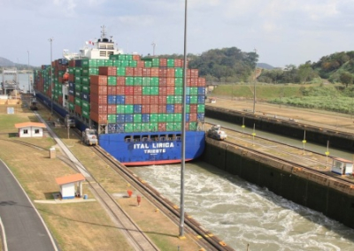 Панама обвинила Трампа в необоснованных претензиях по каналу, от которого США отказались в 1977 году