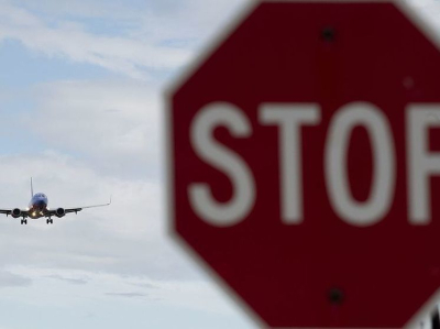 Из реки извлечено множество тел: в США столкнулся пассажирский самолет с военным вертолетом