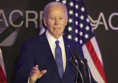 Трамп ответил на критику сонного Джо Байдена по поводу своих первых шагов на посту президента