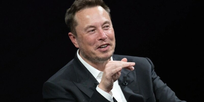 Маск отреагировал на кадры с украинской «бусификацией»   курьера в Луцке