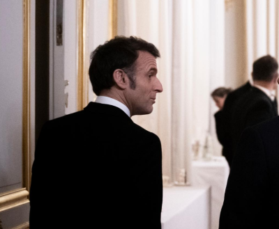 «Продемонстрировать солидарность». Макрон хочет отправить на Украину несколько тысяч солдат НАТО