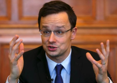 Сийярто призвал не верить байкам СБУ об агентах венгерской разведки