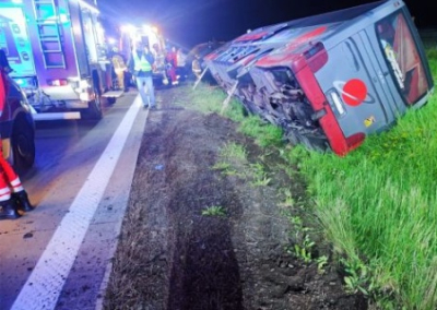 В Польше слетел в кювет автобус с 35 солдатами США