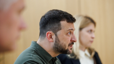 «Нам досадно». Зеленский обвинил европейских политиков в стремлении получить лучшее место на Красной площади