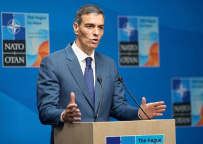 Испанский премьер Санчес обвинил ЕС в двойных стандартах