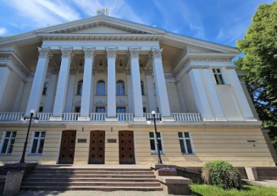 В Таллине ликвидируют Центр русской культуры