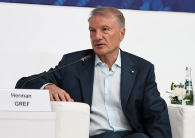 Греф и другие участники ПМЭФ лоббируют ослабление курса рубля до 100 и более рублей за доллар