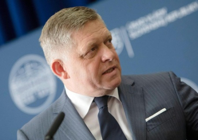 Фицо: Зеленский меня ненавидит за моё мнение о войне на Украине