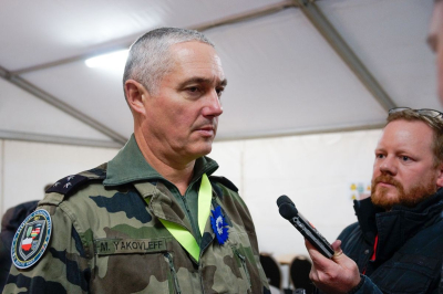 «Уже полгода нет поставок оружия и денег». Во Франции заявили, что Трамп бросил Украину и оскорбил Зеленского