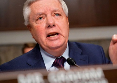 Грэм анонсировал принятие своих санкций против РФ в июле