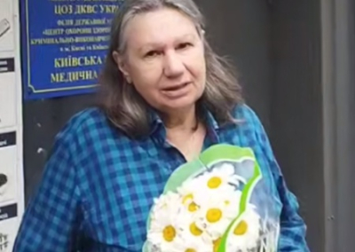 Украинские правоохранители разграбили квартиру Елены Бережной