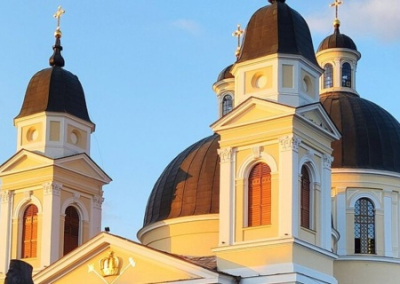 Зеленский наградил орденом участника вооружённого захвата Свято-Духовского храма УПЦ